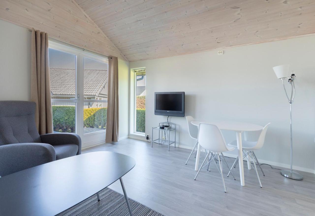 Aursnes Hotell Sykkylven ภายนอก รูปภาพ