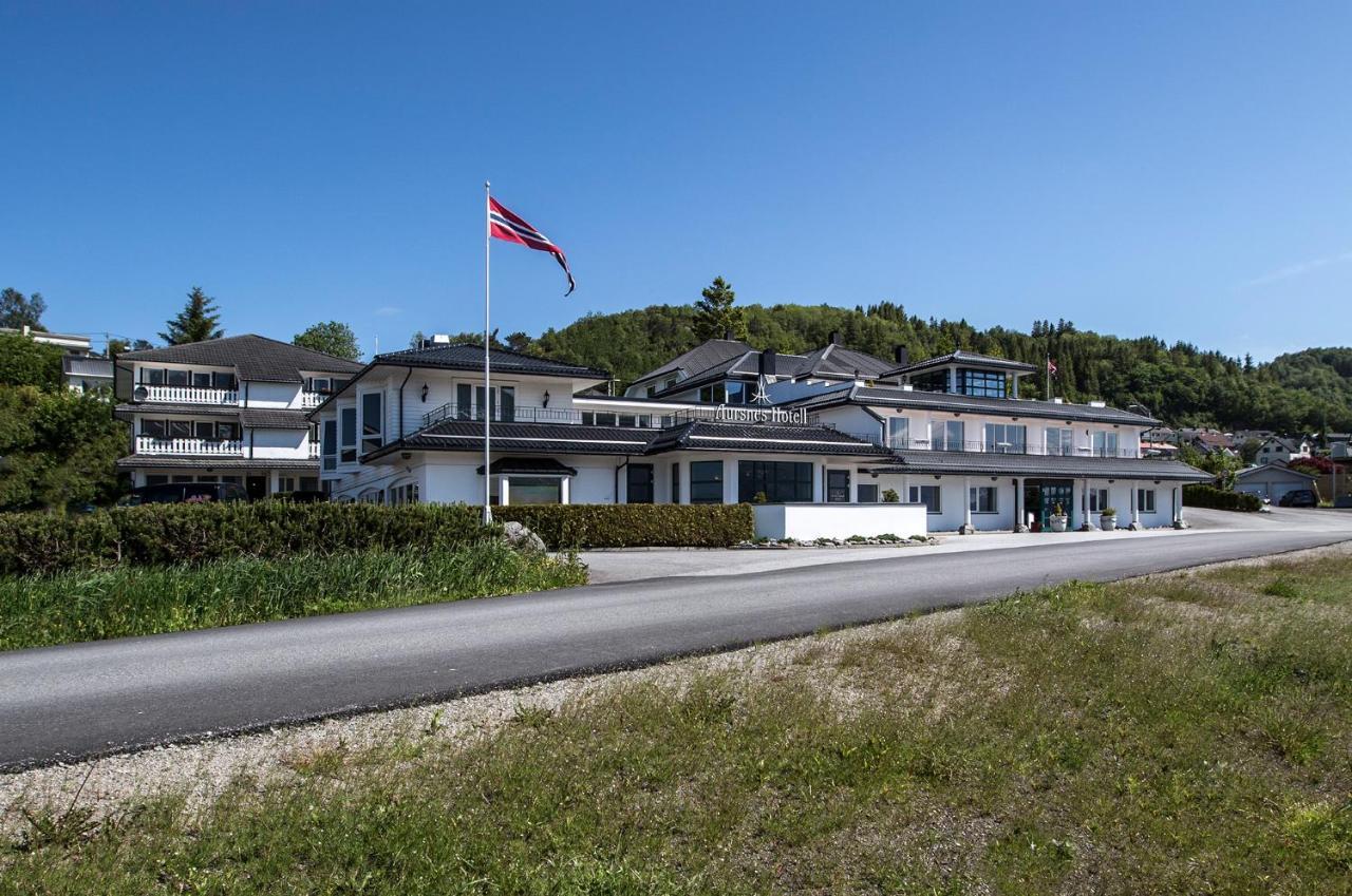 Aursnes Hotell Sykkylven ภายนอก รูปภาพ